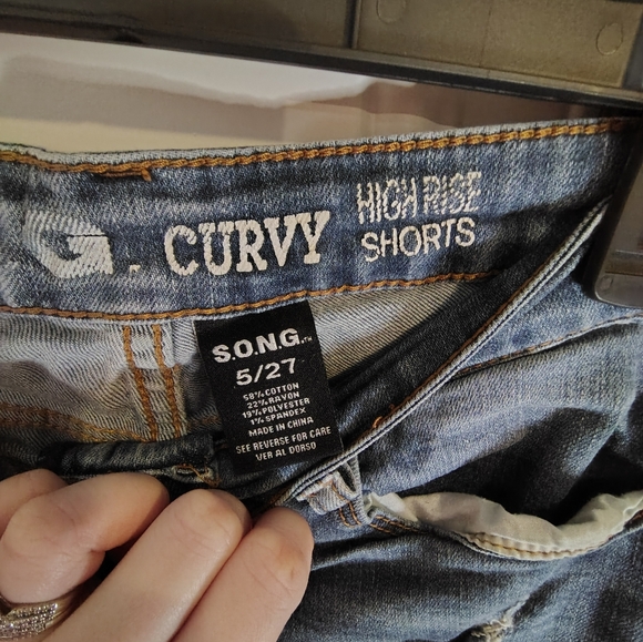 S.O.N.G. Curvy High Rise Distressed Blue Denim Shorts Size 5/27 - Picture 4 of 4